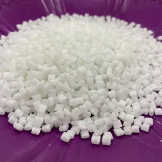 ポリプロピレンプラスチックペレットは長期間保管すると固まってしまいますか?
